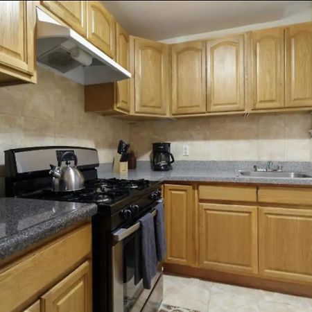 2Bed Bliss By Central Park North New York Exterior foto